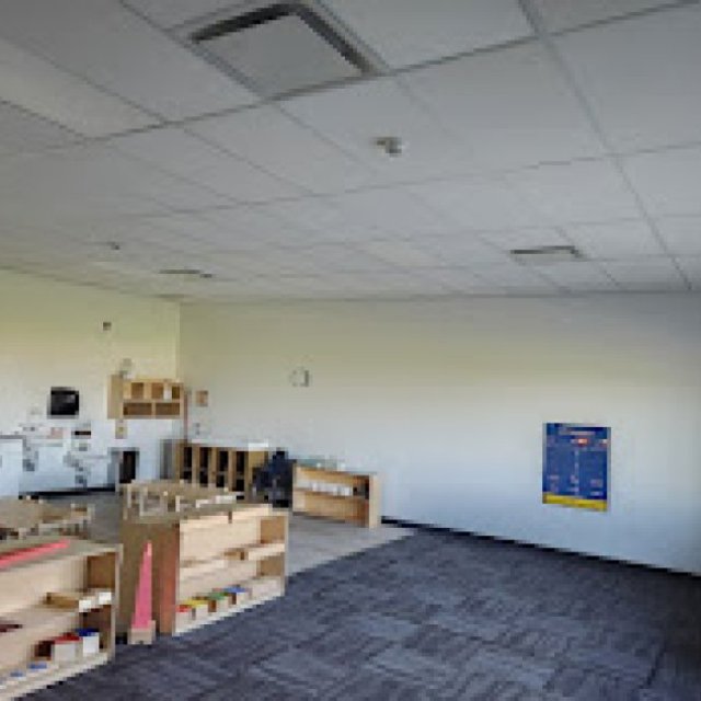 Guiding Minds Montessori School